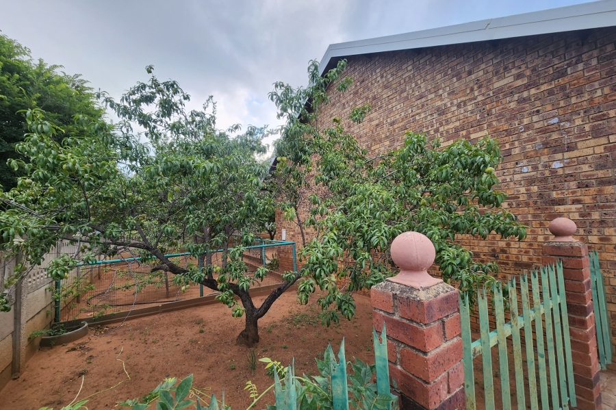 4 Bedroom Property for Sale in Vaalpark Free State